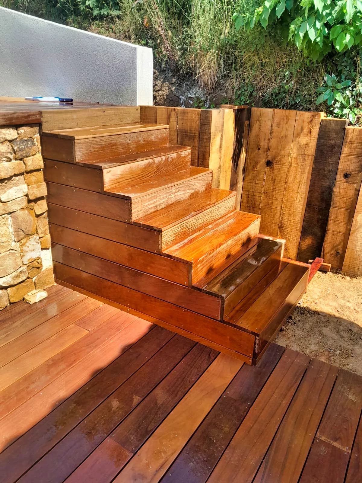 Escalier de jardin en bois — Champagne-au-Mont-d’Or